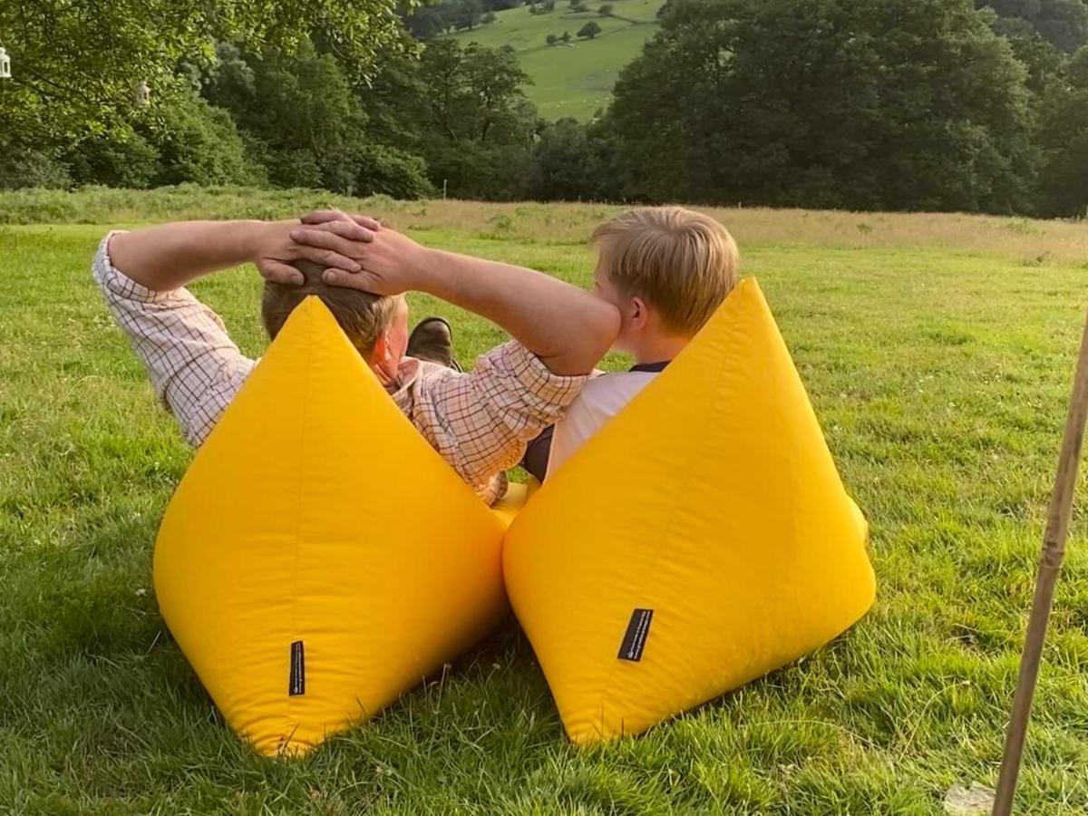 Black Mountains Glamping Hotel Abergavenny Exterior photo